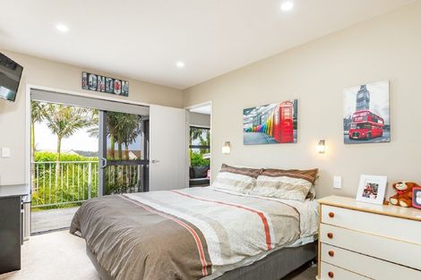 Photo of property in 56 Old Waipu Road, Mangawhai, 0505