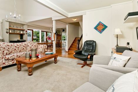 Photo of property in 11 Albany Highway, Unsworth Heights, Auckland, 0632