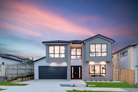 Photo of property in 30 Ballindrait Drive, Flat Bush, Auckland, 2019