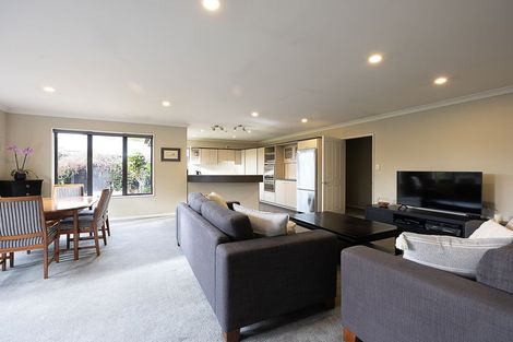Photo of property in 14 Dunmurry Place, Casebrook, Christchurch, 8051