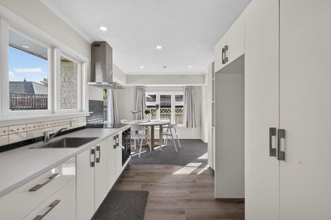 Photo of property in 43 Hounslow Street, Ilam, Christchurch, 8041