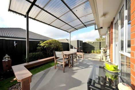Photo of property in 2/6 Bella Rosa Drive, Hei Hei, Christchurch, 8042