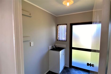 Photo of property in 20 Harbour Crest Drive, Waiuku, 2123