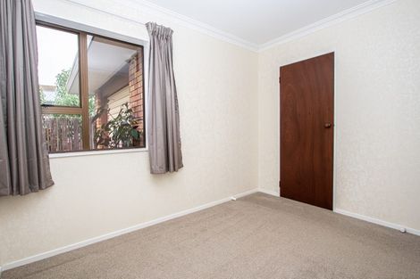 Photo of property in 124 Grey Street, Cambridge, 3434