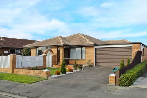 Photo of property in 1/21 Kintyre Drive, Broomfield, Christchurch, 8042