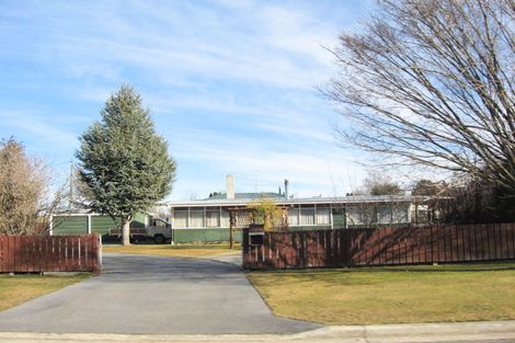 Photo of property in 13 Knowles Crescent, Ranfurly, 9332