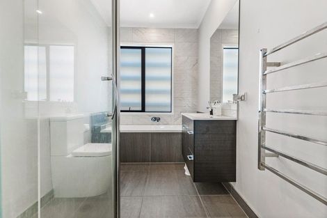 Photo of property in 13 Te Aho Matua Road, Hobsonville, Auckland, 0616