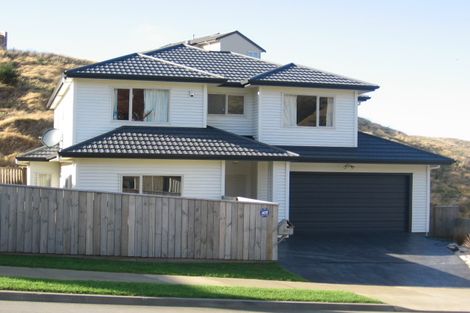 Photo of property in 86 Amesbury Drive, Churton Park, Wellington, 6037