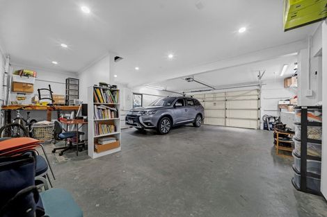 Photo of property in 4 Janome Place, Bucklands Beach, Auckland, 2014