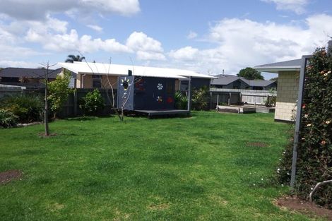 Photo of property in 379 One Tree Point Road, One Tree Point, 0118