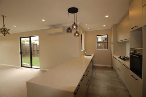 Photo of property in 37 Papareia Road, Karaka, Papakura, 2113