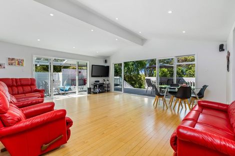 Photo of property in 210 Royal Road, Massey, Auckland, 0614