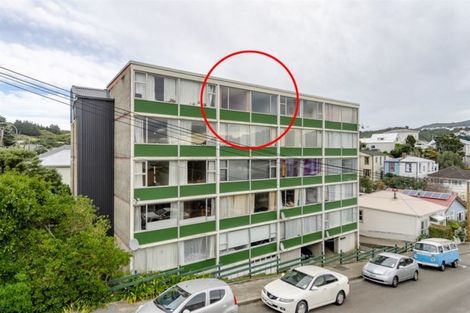 Photo of property in Beresford Apartments, 18/118 Russell Terrace, Berhampore, Wellington, 6023