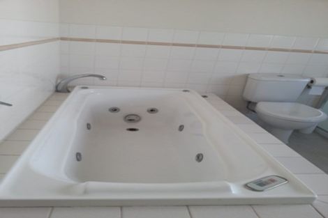 Photo of property in 1/13 Prospect Terrace, Milford, Auckland, 0620