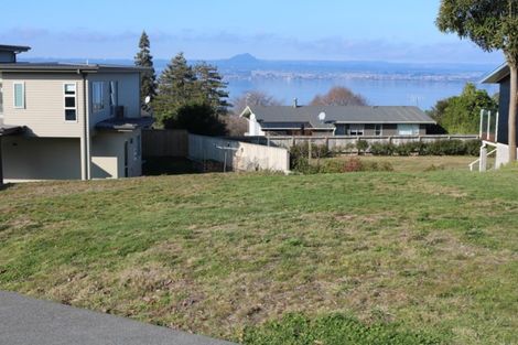 Photo of property in 3a Isobel Street, Acacia Bay, Taupo, 3330