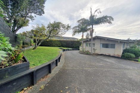 Photo of property in 2/42 Knightsbridge Drive, Forrest Hill, Auckland, 0620