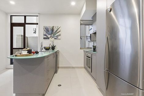 Photo of property in The Quay, 2/332b2 Lambton Quay, Wellington Central, Wellington, 6011