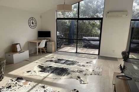 Photo of property in 1/41 Radiata Lane, Chatswood, Auckland, 0626