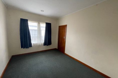 Photo of property in 28 Landon Avenue, Mangere East, Auckland, 2024