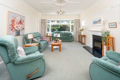 Photo of property in 57 Severn Street, Island Bay, Wellington, 6023
