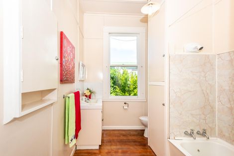 Photo of property in 13 Queens Road, Elgin, Gisborne, 4010