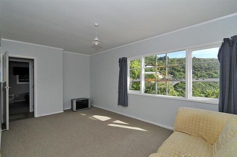 Photo of property in 95 Makara Road, Karori, Wellington, 6012