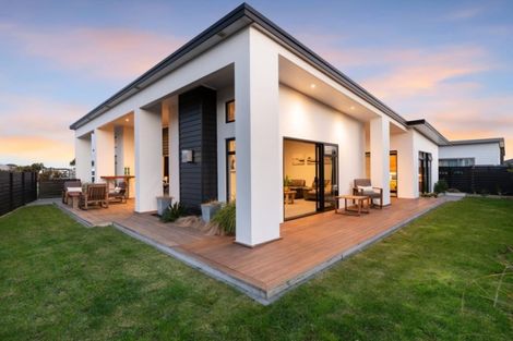 Photo of property in 23 Selliera Place, Papamoa Beach, Papamoa, 3118