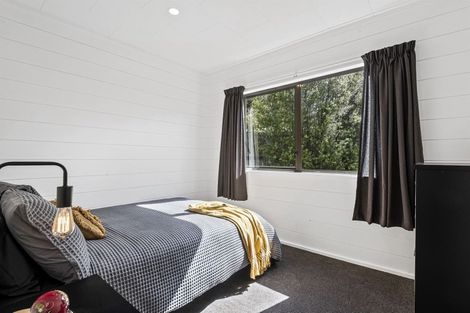 Photo of property in 2/105 Weldene Avenue, Glenfield, Auckland, 0629