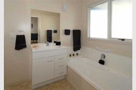 Photo of property in 16c Sunnyside Road, Nawton, Hamilton, 3200