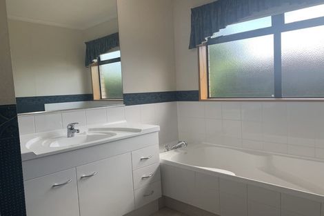 Photo of property in 4 Glamis Grove, Bethlehem, Tauranga, 3110