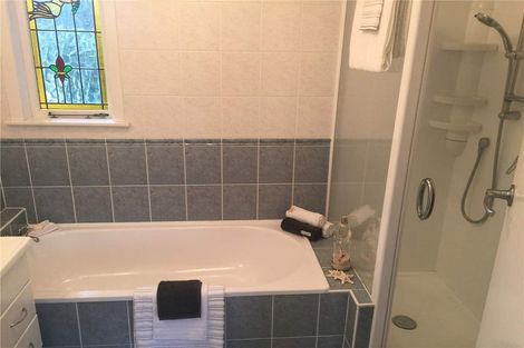 Photo of property in 37 Mountbatten Avenue, Hillcrest, Auckland, 0627