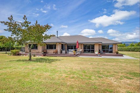 Photo of property in 8 Faydon Close, Ohau, Levin, 5570