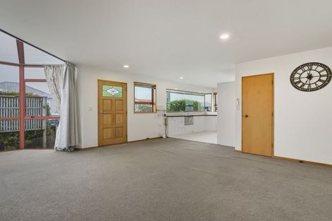 Photo of property in 77 Bay View Road, South Dunedin, Dunedin, 9012