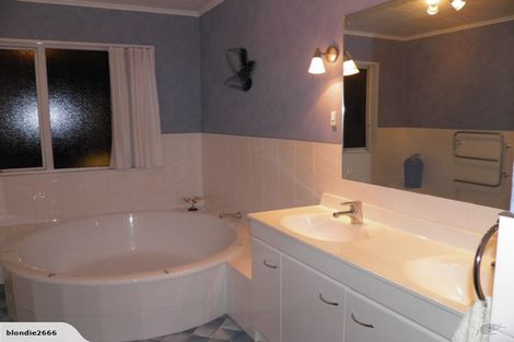 Photo of property in 28 Ranfurly Street, Tamatea, Napier, 4112