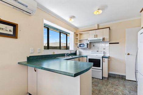 Photo of property in 3 Daniela Lane, Linwood, Christchurch, 8062