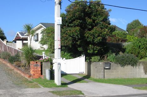 Photo of property in 6 William Street, Waikanae Beach, Waikanae, 5036