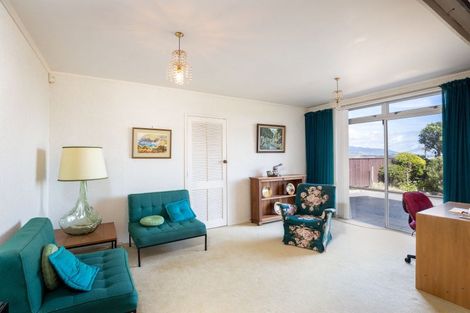 Photo of property in 14 Scott Street, Moturoa, New Plymouth, 4310