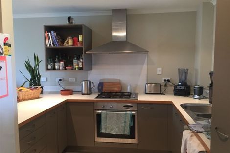 Photo of property in 58 Provence Esplanade, Te Atatu Peninsula, Auckland, 0610