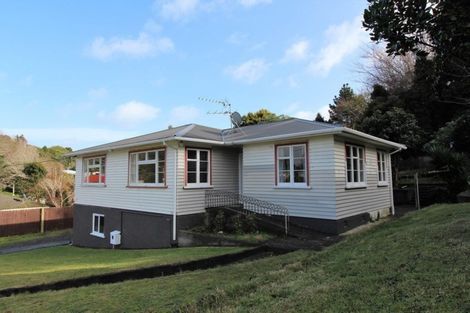 Photo of property in 59a Seaview Road, Marfell, New Plymouth, 4310