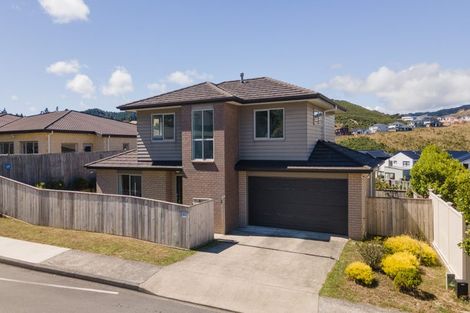 Photo of property in 4 Melksham Drive, Churton Park, Wellington, 6037