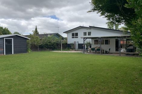 Photo of property in 16 Samuel Place, Queenwood, Hamilton, 3210