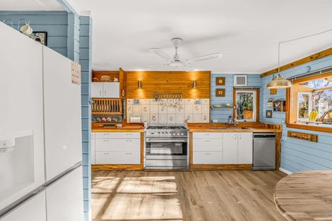 Photo of property in 6 Avoca Place, Darfield, 7510