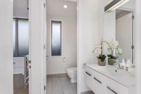 Photo of property in 154 Clyde Road, Burnside, Christchurch, 8053