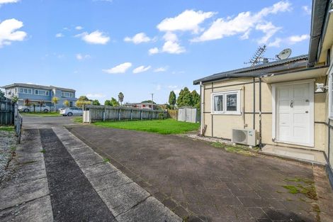 Photo of property in 1/19 Takanini Road, Takanini, 2112