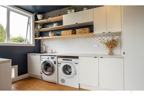 Photo of property in 51 Avenue Road, West End, Timaru, 7910