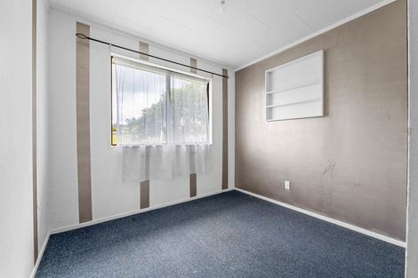 Photo of property in 77 Foster Road, Temple View, Hamilton, 3290