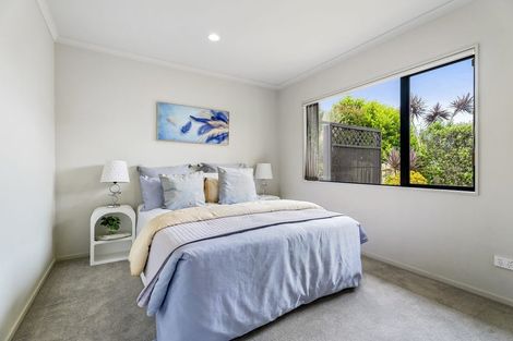 Photo of property in 121 Alec Craig Way, Gulf Harbour, Whangaparaoa, 0930