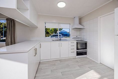 Photo of property in 95 Sykes Road, Weymouth, Auckland, 2103