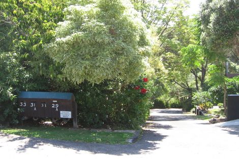 Photo of property in 33 Eastcliffe Road, Castor Bay, Auckland, 0620