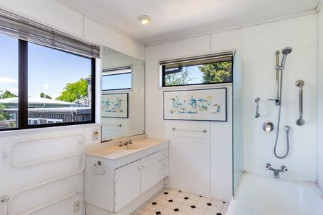 Photo of property in 94 Wharewaka Road, Wharewaka, Taupo, 3330